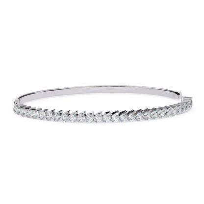 Stunning Bangle with Sparkling Diamonds - Timeless Elegance for Your Jewelry Collection