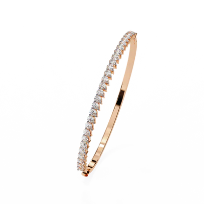 Stunning Bangle with Sparkling Diamonds - Timeless Elegance for Your Jewelry Collection